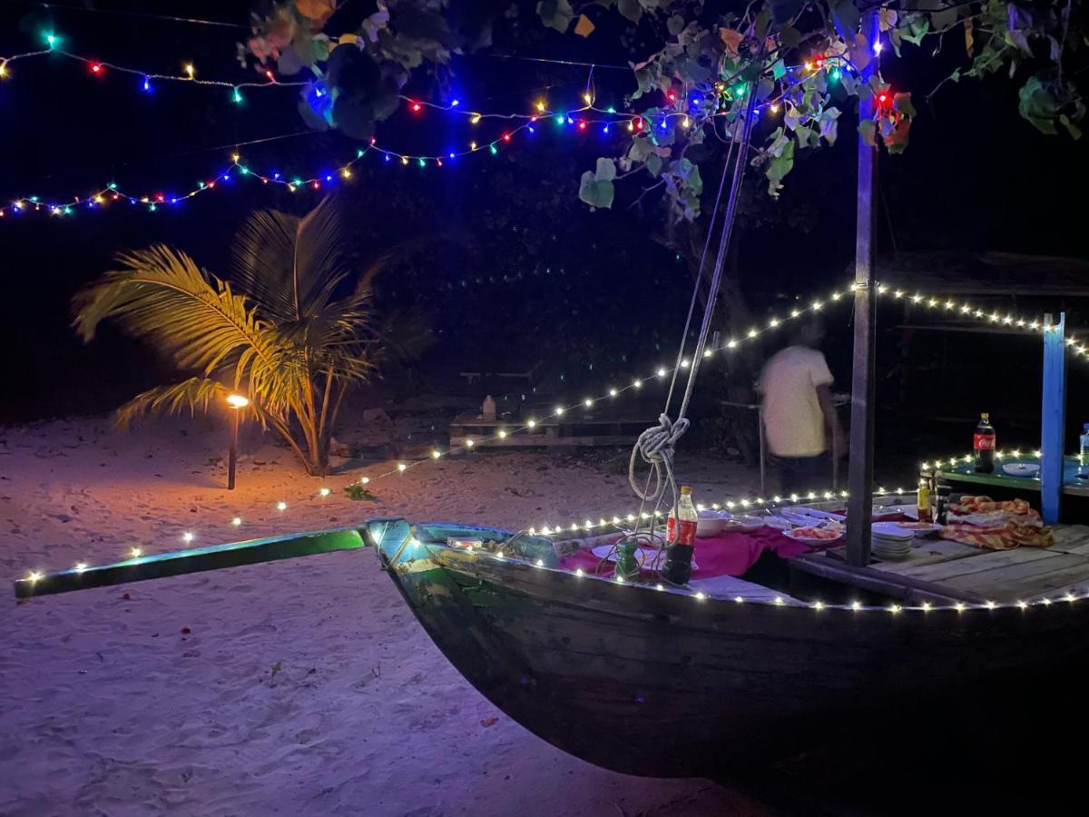 Coral Maldives Гостевой дом Хангнаамеедхоо